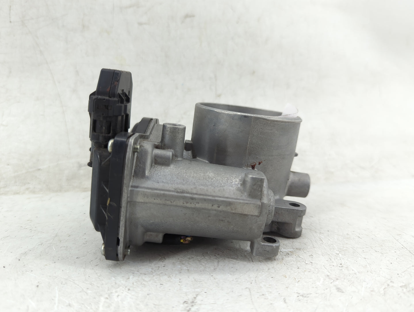 2018-2022 Mazda Cx-5 Throttle Body Fits Fits 2018 2019 2020 2021 2022 OEM Used Auto Parts - Oemusedautoparts1.com