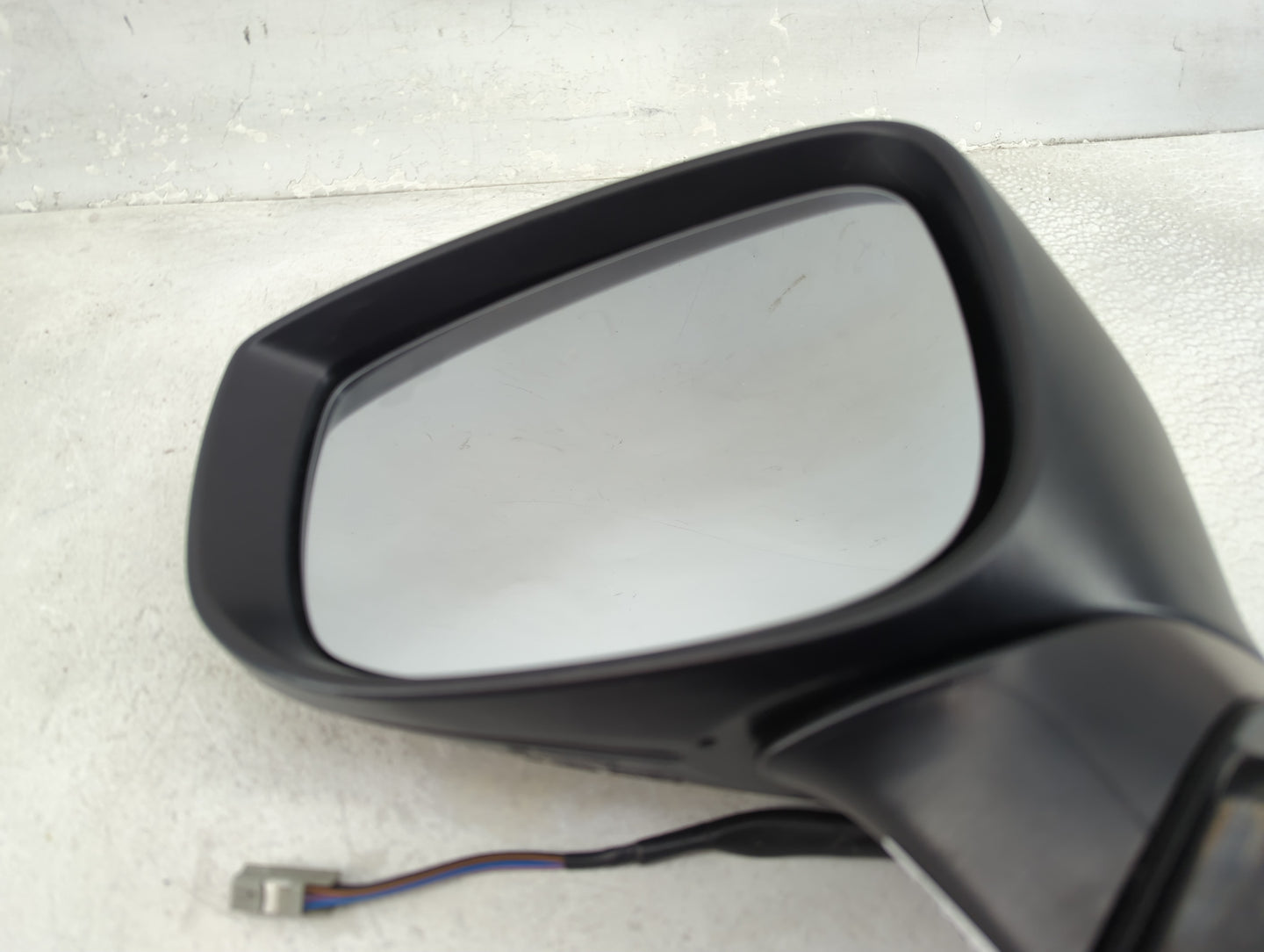 2017-2022 Mazda Cx-5 Driver Side View Mirror - Left Door Mirror OEM Used - Oemusedautoparts1.com