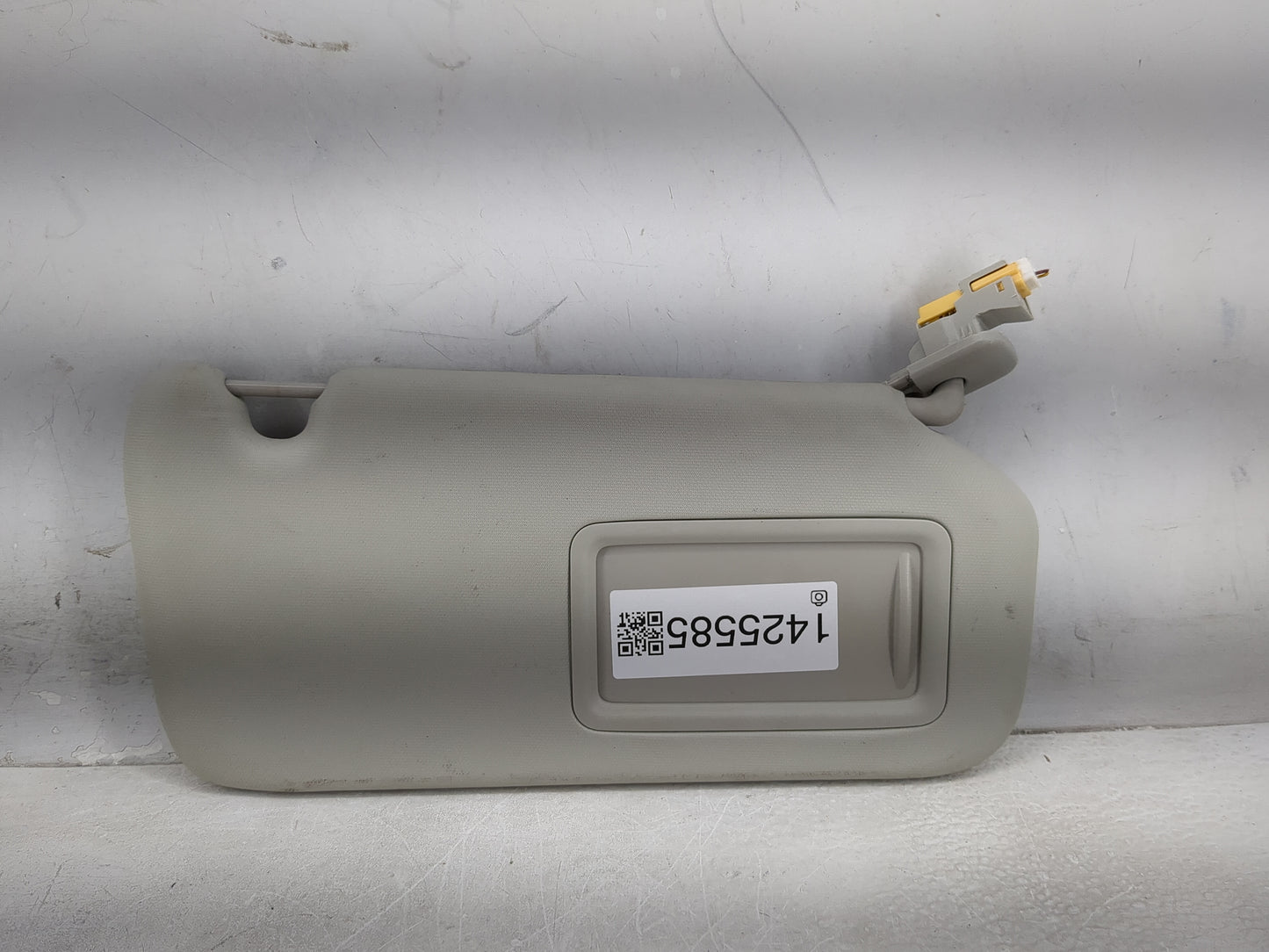 2023 Mazda Cx-50 Sun Visor Shade Replacement Passenger Right Mirror Fits OEM Used Auto Parts - Oemusedautoparts1.com