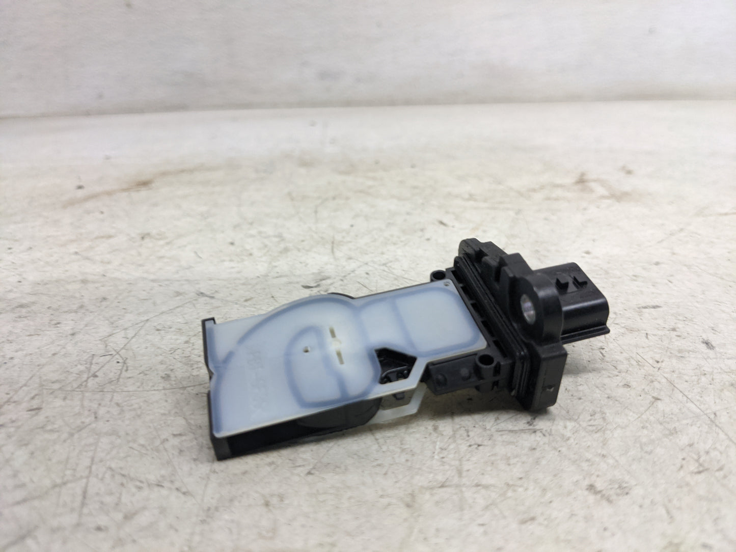 Mazda Cx50 Mass Air Flow Meter Maf - Oemusedautoparts1.com