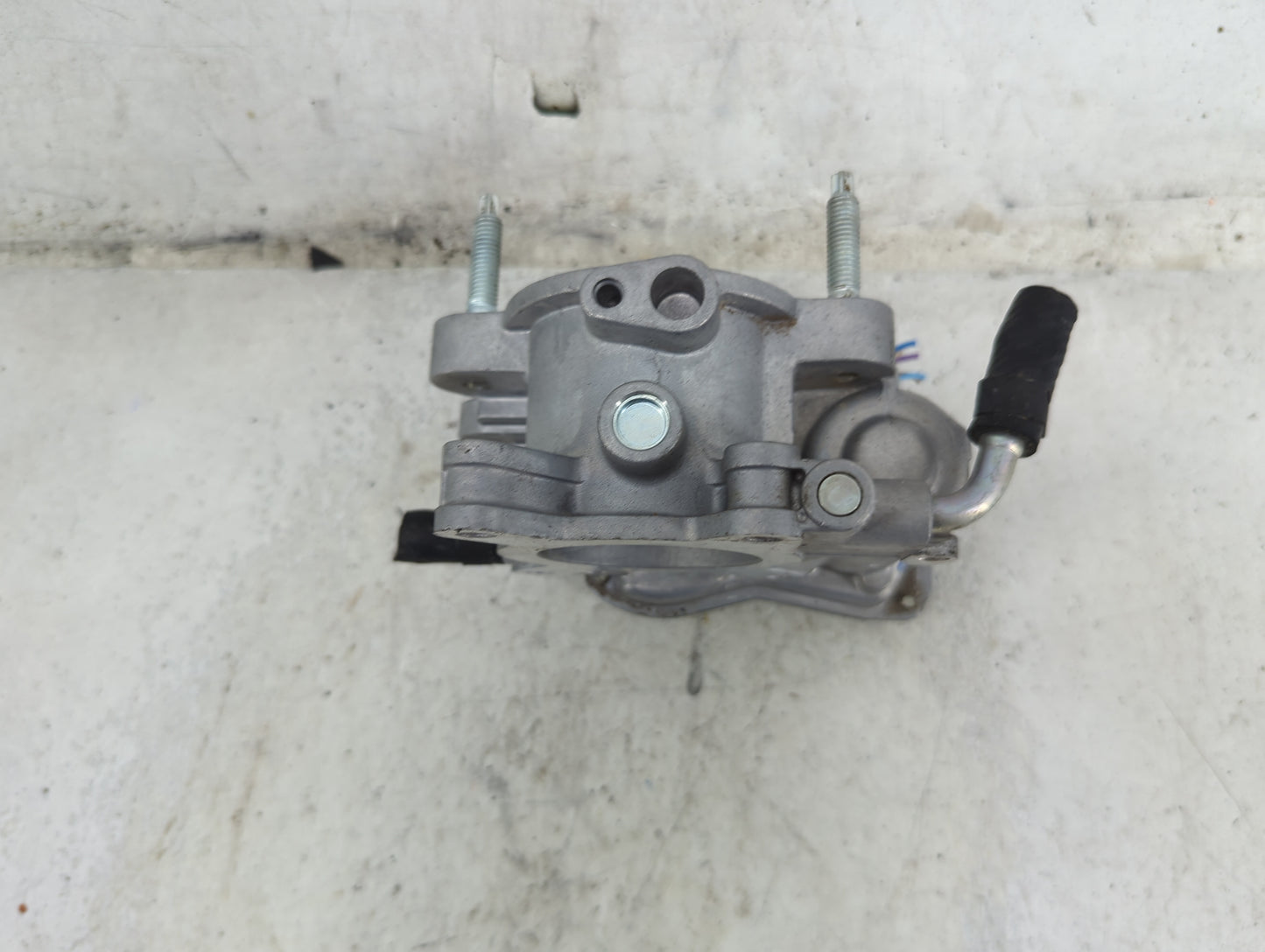 2023 Mazda Mazda3 Throttle Body P/N:PX1P 13640 11F2100235 Fits Fits 2021 2022 OEM Used Auto Parts - Oemusedautoparts1.com