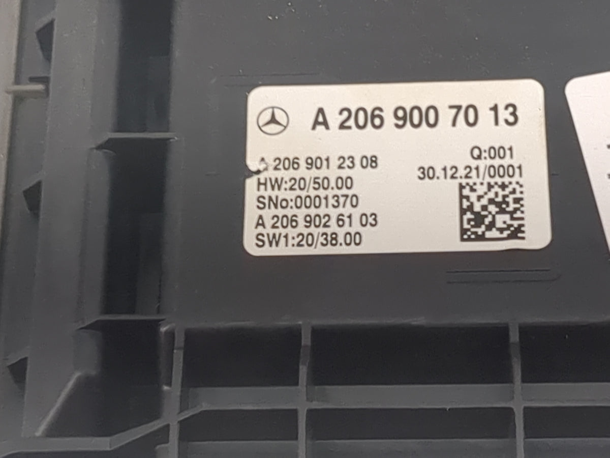 Mercedes-benz C-class Information Radio Display Screen 1517831 - Oemusedautoparts1.com
