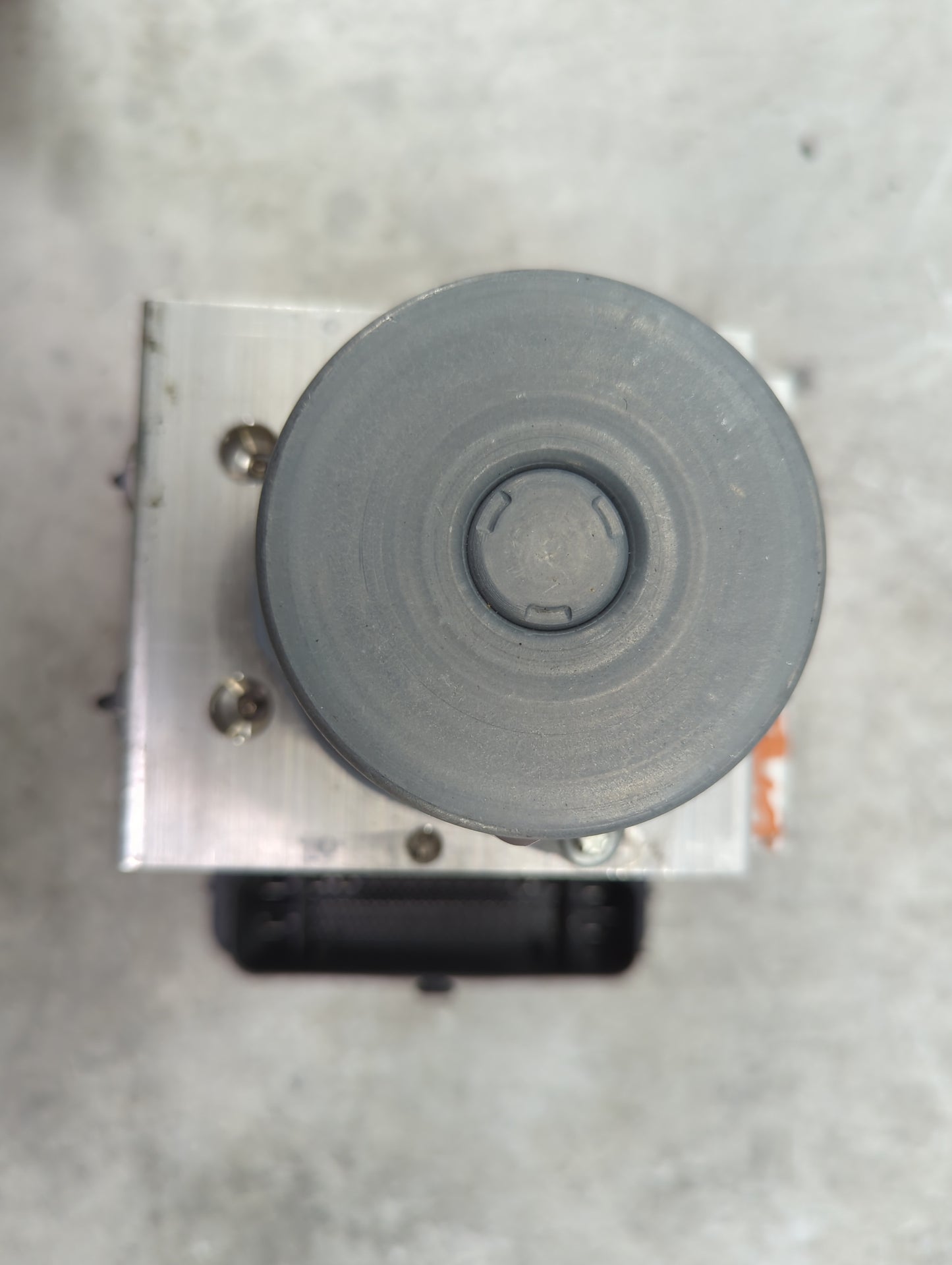 2023 Mercedes-Benz Cclass ABS Pump Control Module Replacement P/N:A2069009020 A2239012918, A2069021809, 2069009020 Fits OEM 