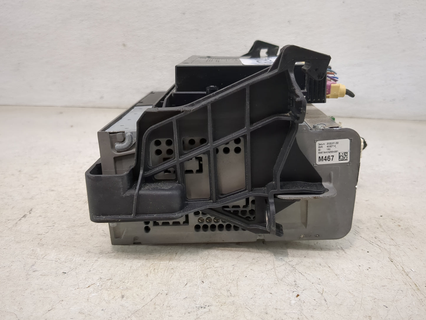 2023 Mercedes-Benz E-Class Radio AM FM Cd Player Receiver Replacement P/N:A2139007735 Q35ME918S567A Fits OEM Used Auto Parts