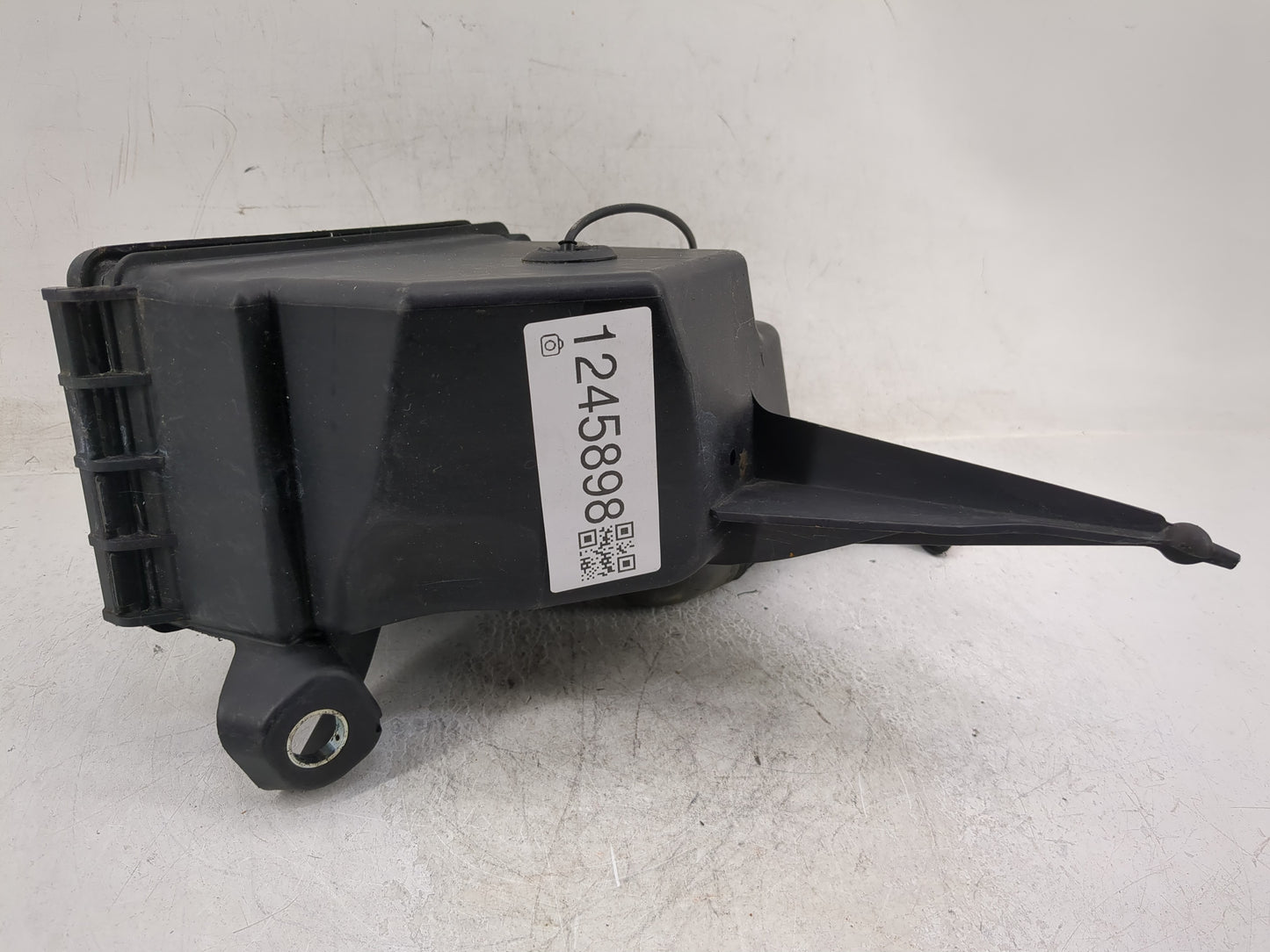 2023 Mercedes-Benz E350 Fusebox Fuse Box Panel Relay Module Fits OEM Used Auto Parts - Oemusedautoparts1.com
