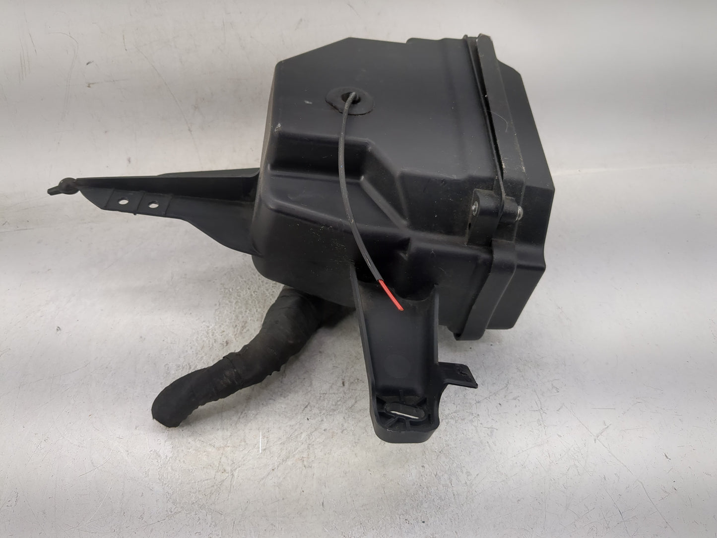 2023 Mercedes-Benz E350 Fusebox Fuse Box Panel Relay Module Fits OEM Used Auto Parts - Oemusedautoparts1.com