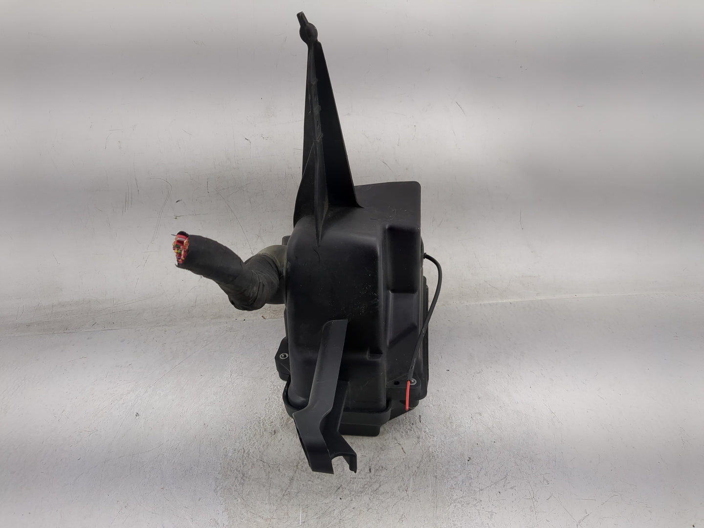 2023 Mercedes-Benz E350 Fusebox Fuse Box Panel Relay Module Fits OEM Used Auto Parts - Oemusedautoparts1.com