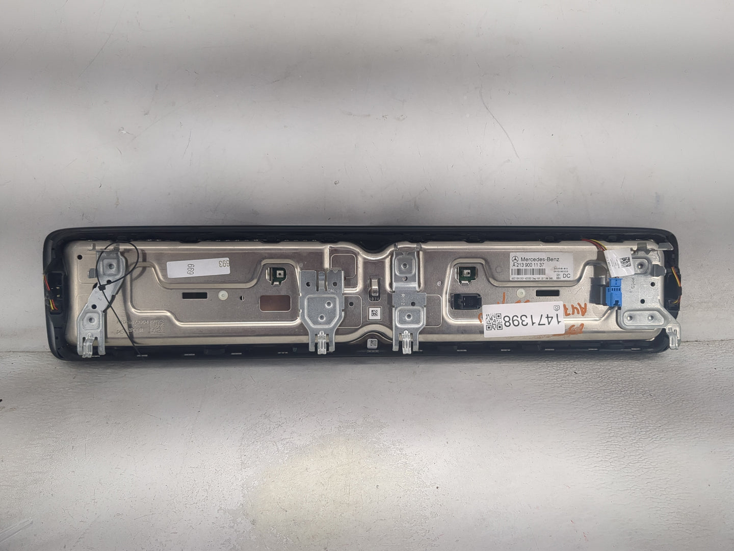 2023 Mercedes-Benz E Class Instrument Cluster Speedometer Gauges P/N:A2139001137 A2139014915, A2139022225 Miles: Fits OEM Us