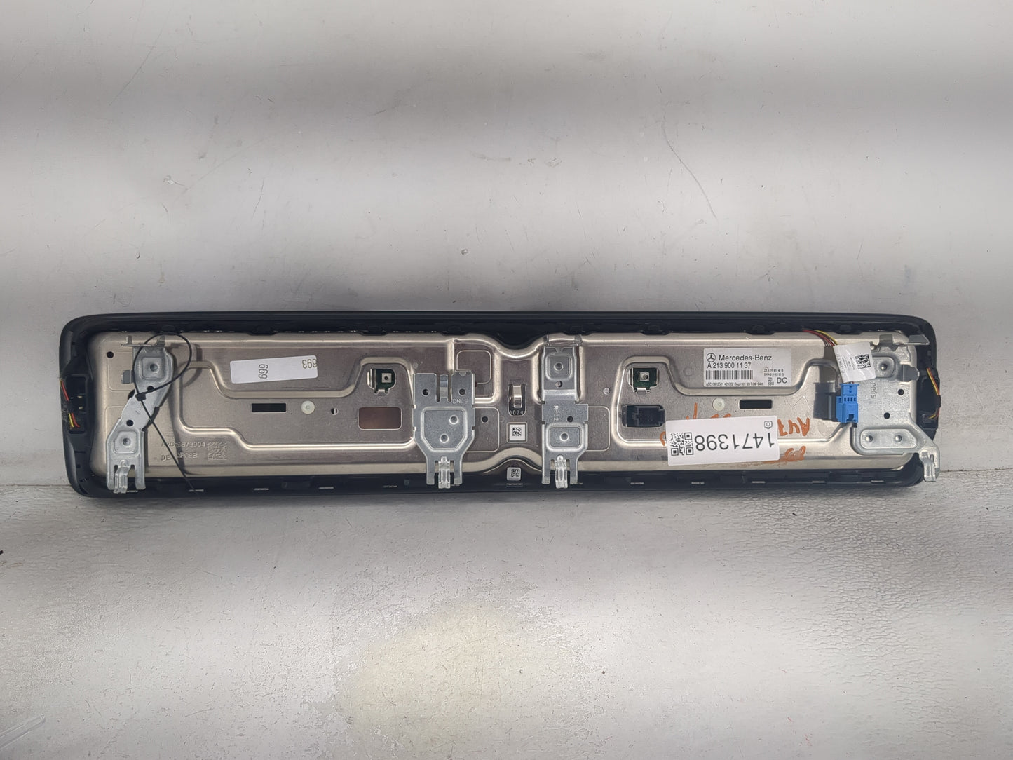 2023 Mercedes-Benz E Class Instrument Cluster Speedometer Gauges P/N:A2139001137 A2139014915, A2139022225 Miles: Fits OEM Us