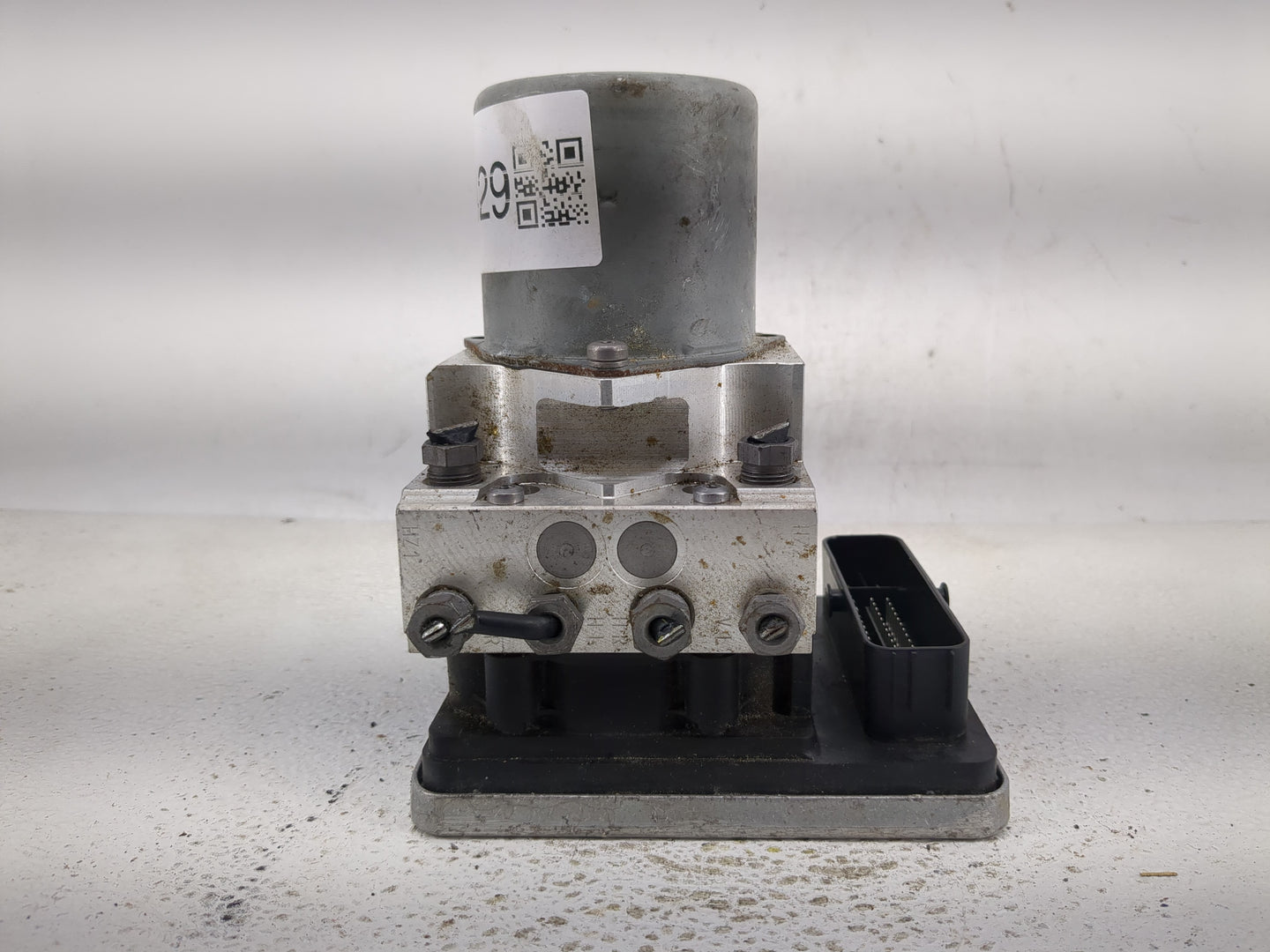 2020-2022 Mercedes-Benz Gle350 ABS Pump Control Module Replacement P/N:1679004805 Fits Fits 2020 2021 2022 OEM Used Auto Par