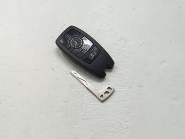Mercedes-Benz Sprinter Keyless Entry Remote Fob NBGDM3 A9079052908Q01 3 buttons