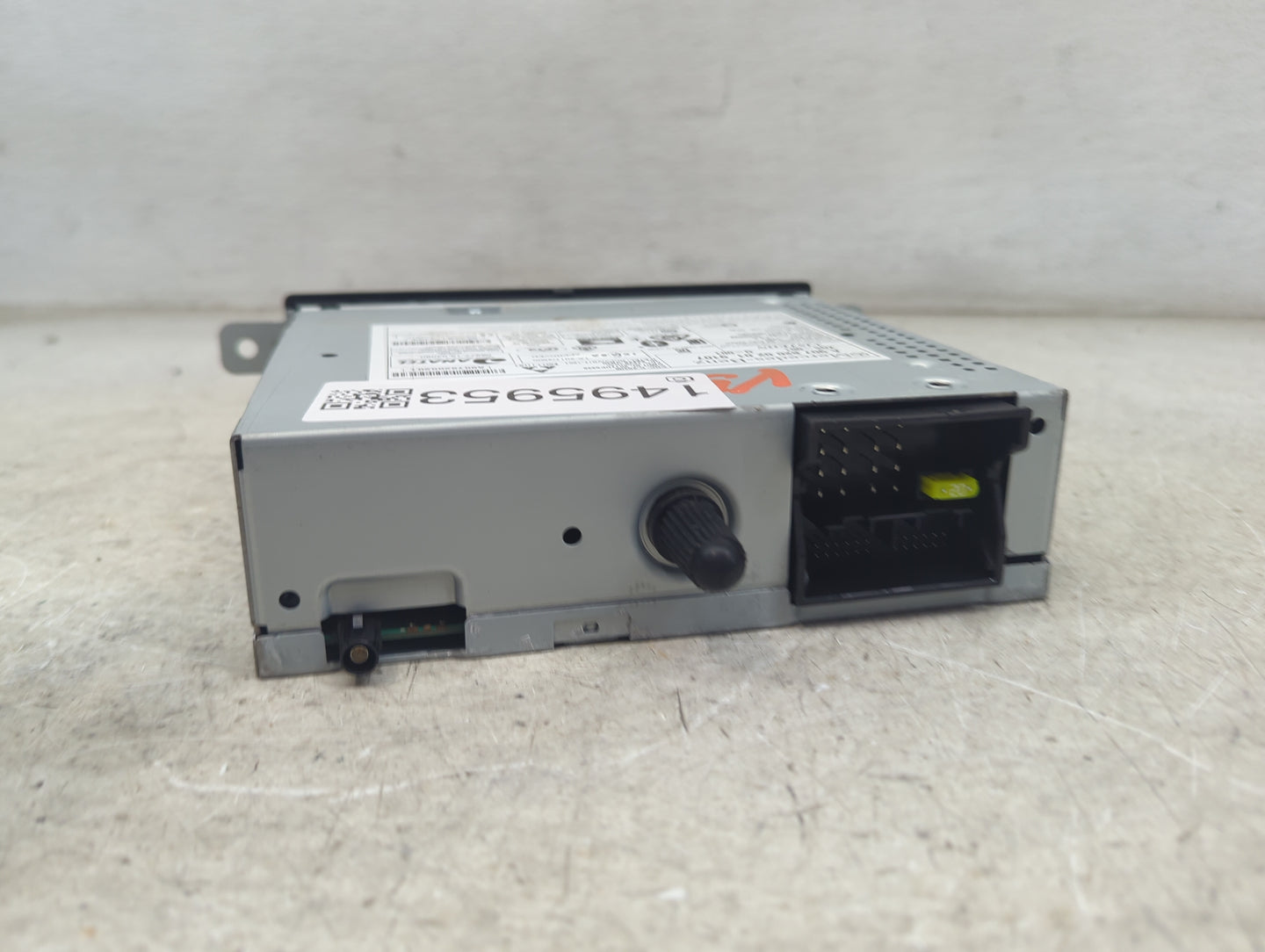 2023 Mercedes Sprinter 2500 Radio AM FM Cd Player Receiver Replacement P/N:A9079020251 A 907 902 02 51 Fits OEM Used Auto Pa