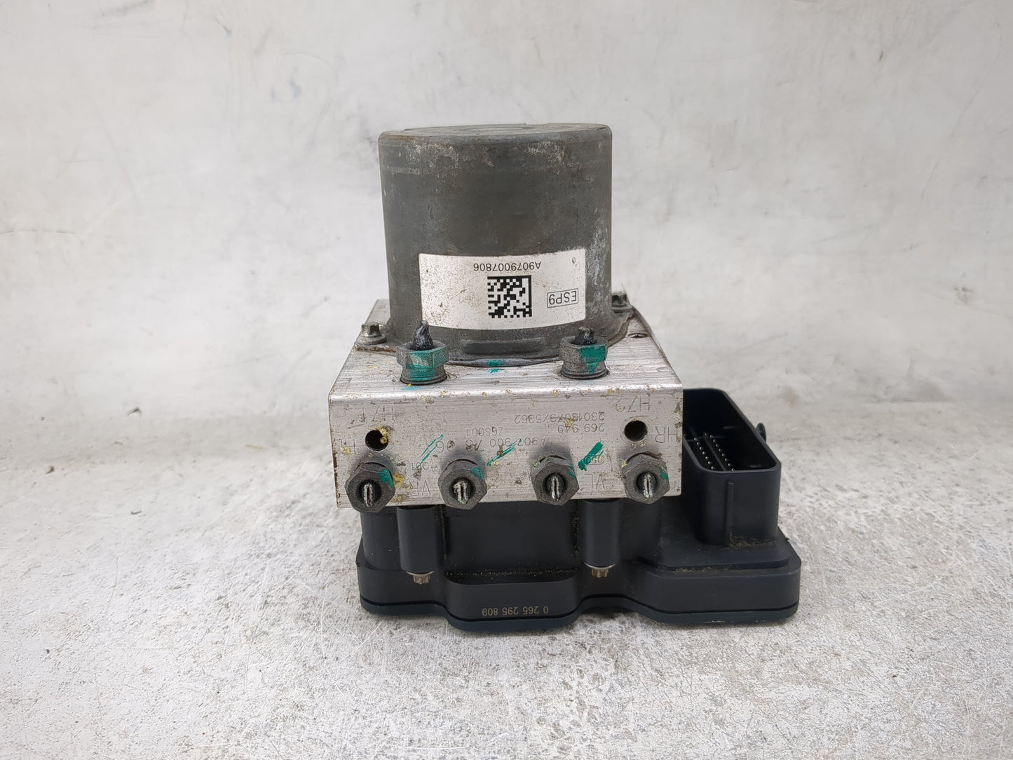 2023 Mercedes Sprinter 2500 Sprinter 2500 ABS Pump Control Module Replacement P/N:A9079007806 0265295809, 0265249382, 269949