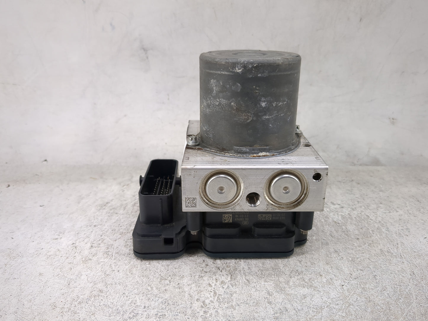 2023 Mercedes Sprinter 2500 Sprinter 2500 ABS Pump Control Module Replacement P/N:A9079007806 0265295809, 0265249382, 269949
