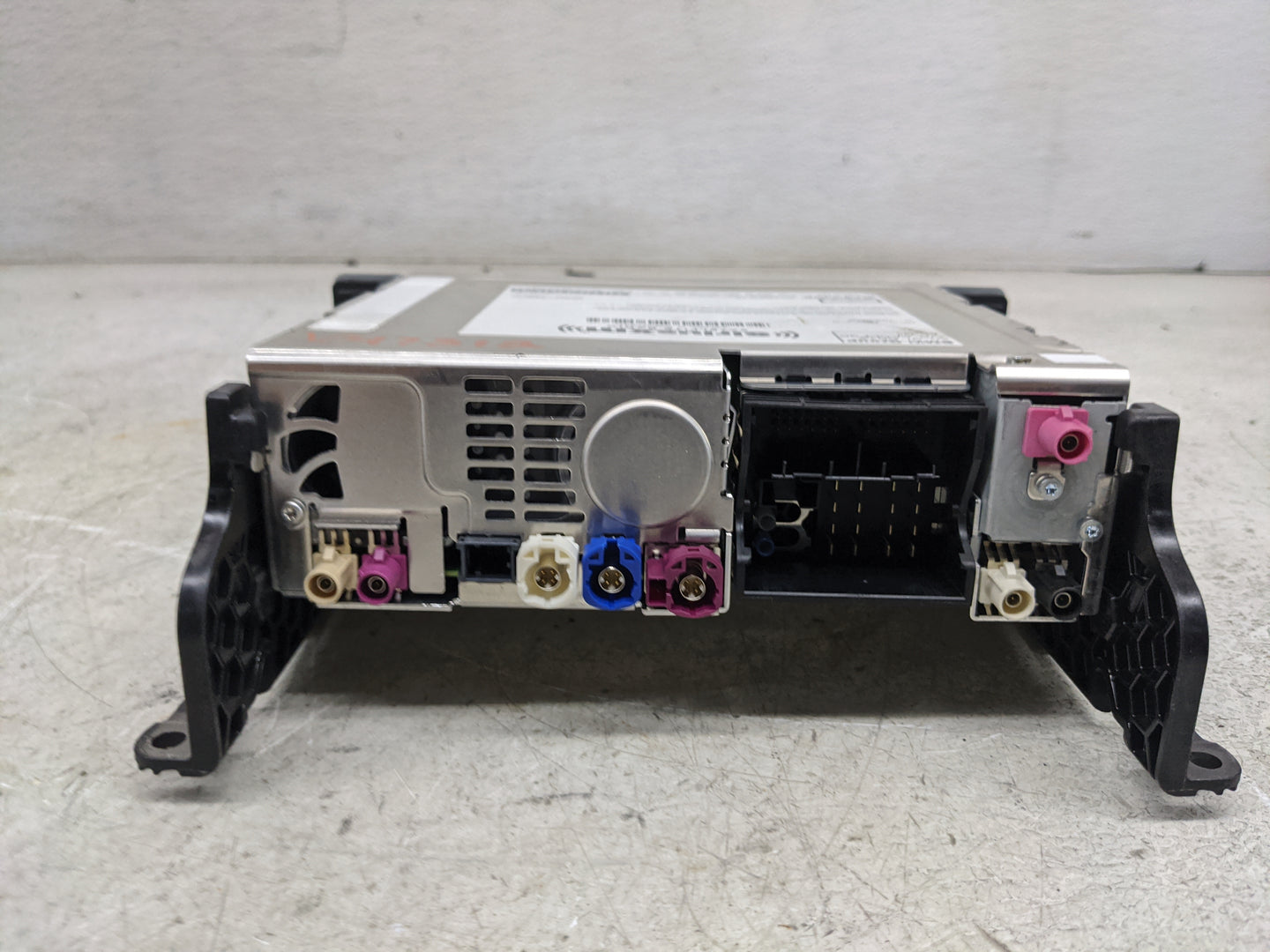 2023 Mini Cooper Tuner Satellite Receiver - Oemusedautoparts1.com