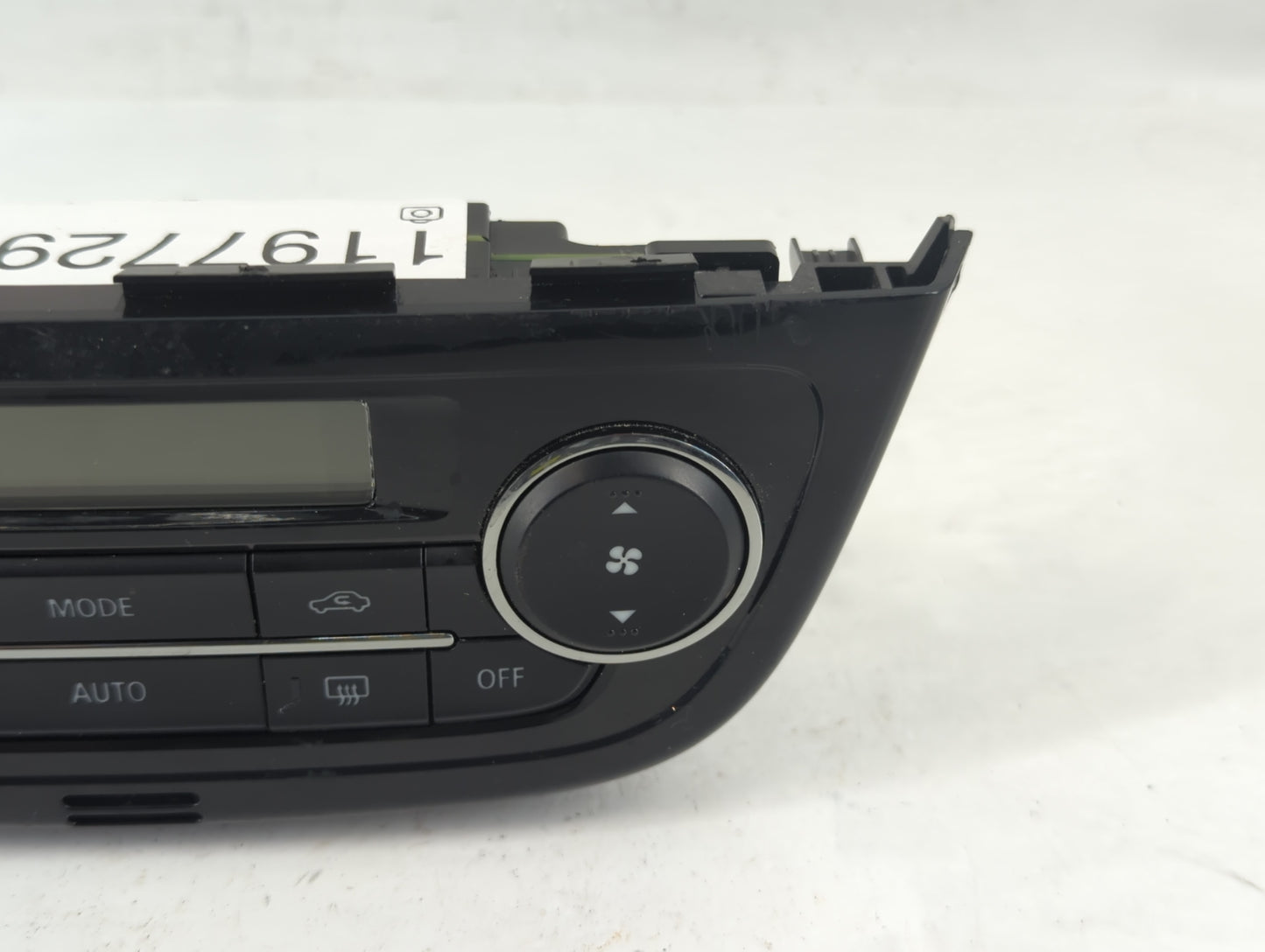 2023 Mitsubishi Mirage Climate Control Module Temperature AC/Heater Replacement P/N:7820B301XA Fits OEM Used Auto Parts - Oe