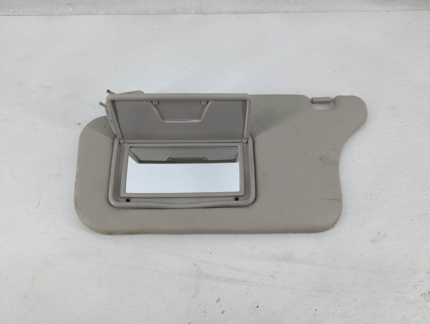 2014 Mitsubishi Mirage Sun Visor Shade Replacement Passenger Right Mirror Fits OEM Used Auto Parts - Oemusedautoparts1.com