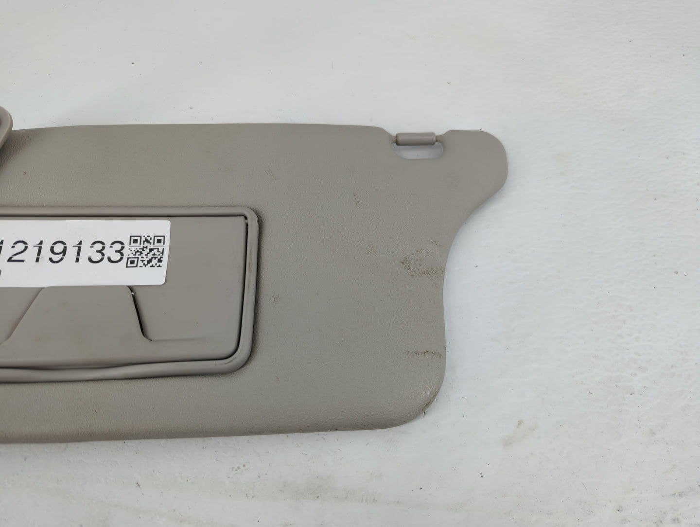 2014 Mitsubishi Mirage Sun Visor Shade Replacement Passenger Right Mirror Fits OEM Used Auto Parts - Oemusedautoparts1.com
