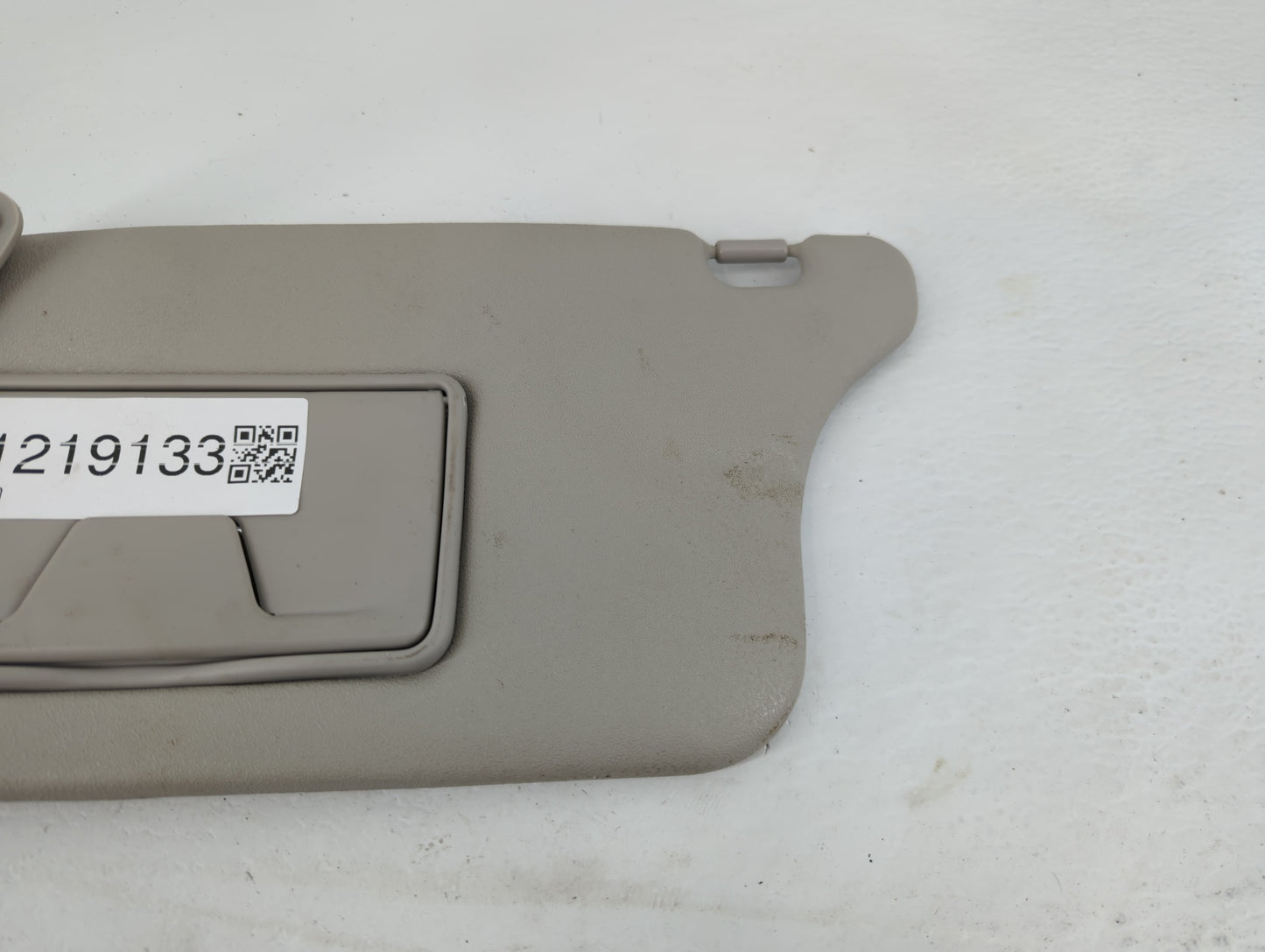 2014 Mitsubishi Mirage Sun Visor Shade Replacement Passenger Right Mirror Fits OEM Used Auto Parts - Oemusedautoparts1.com
