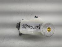 2014-2014 Mitsubishi Mirage Brake Master Cylinder - Oemusedautoparts1.com