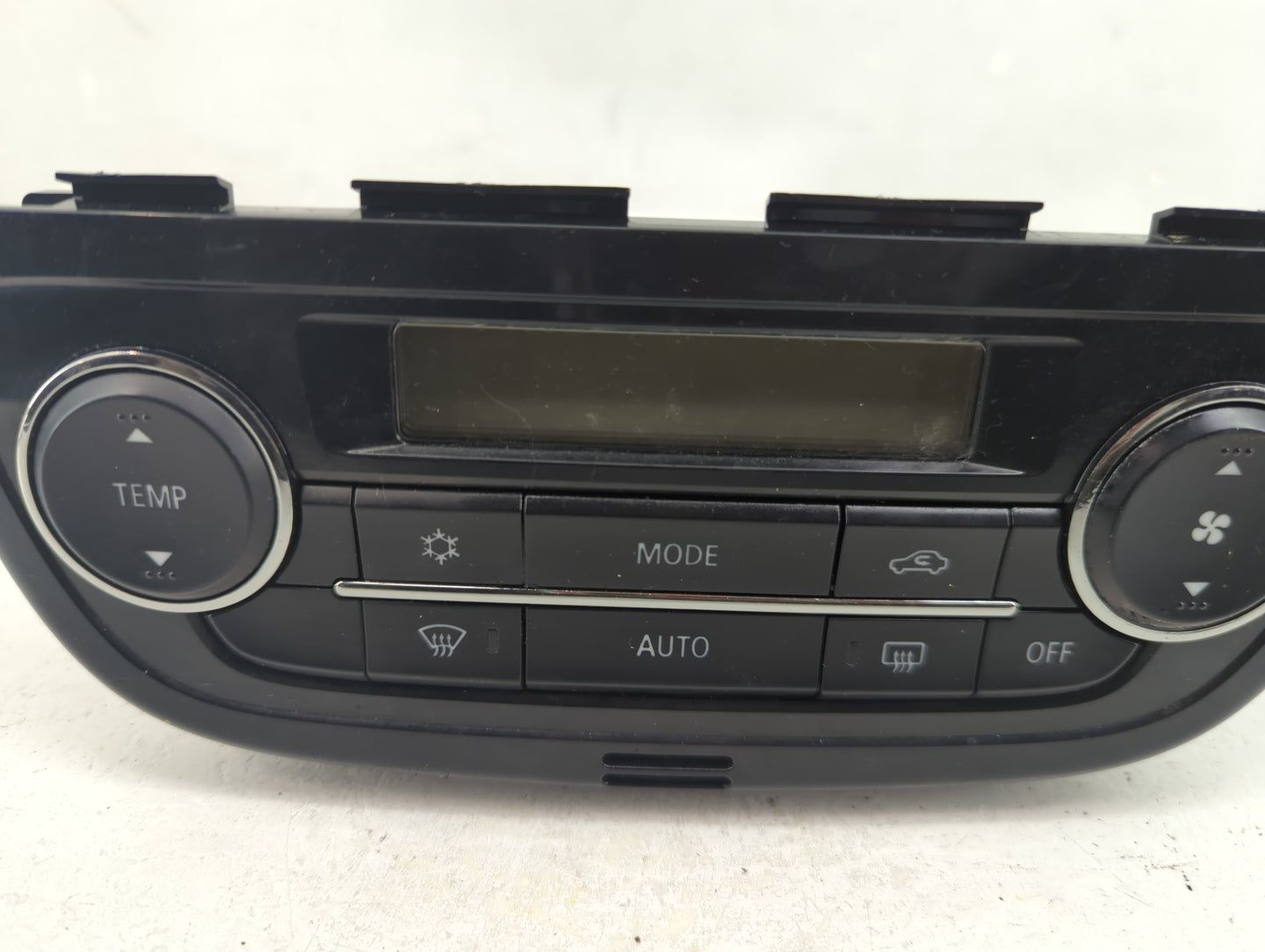 2023 Mitsubishi Mirage Climate Control Module Temperature AC/Heater Replacement P/N:7820B301XA Fits OEM Used Auto Parts - Oe