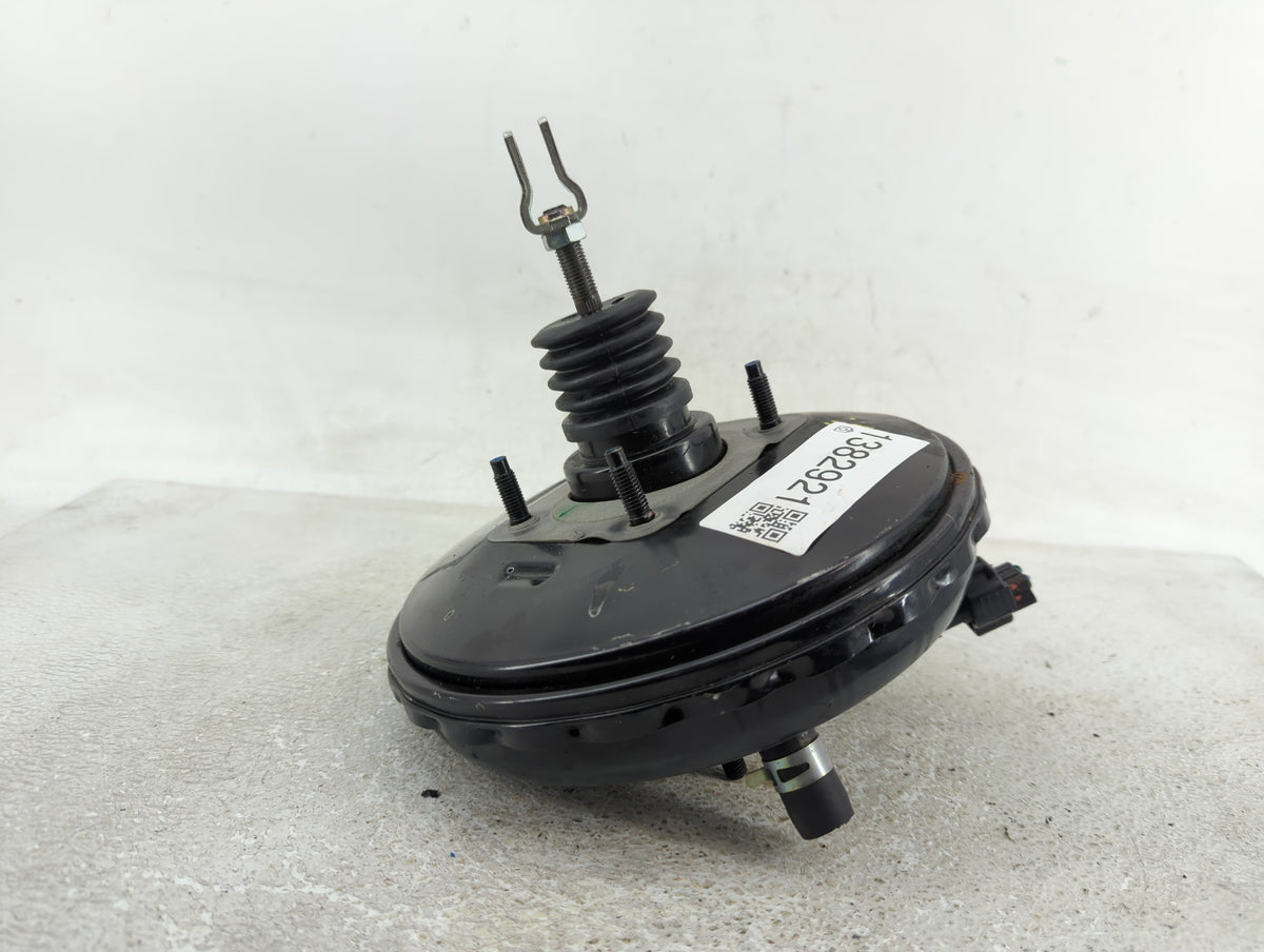 2023 Mitsubishi Mirage Power Brake Booster Oem 1382921 - Oemusedautoparts1.com