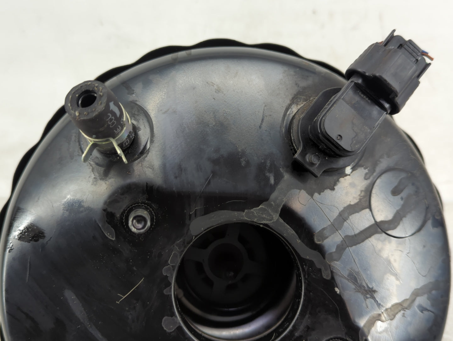 2023 Mitsubishi Mirage Power Brake Booster Oem 1382921 - Oemusedautoparts1.com