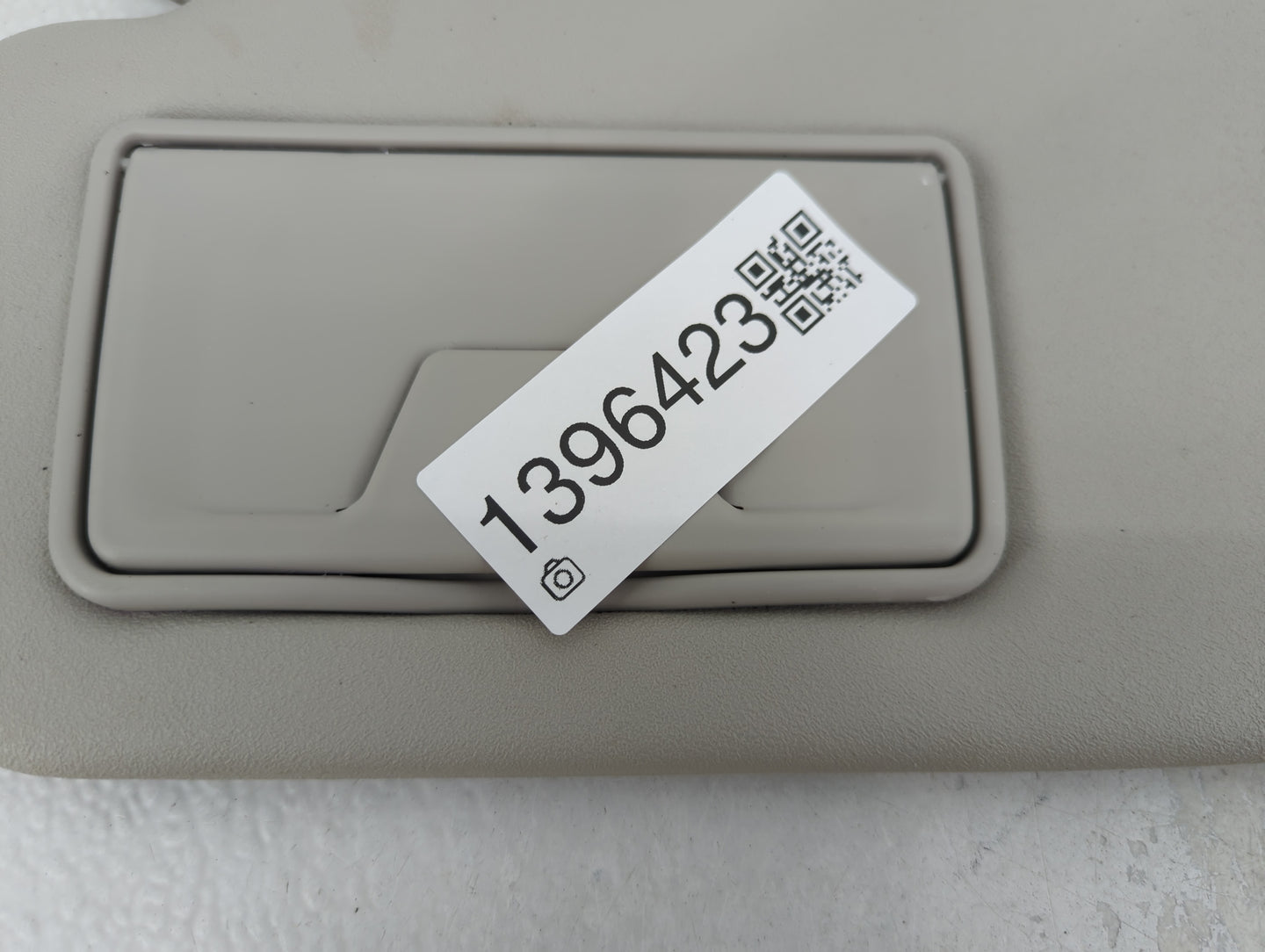 2014 Mitsubishi Mirage Sun Visor Shade Replacement Passenger Right Mirror Fits OEM Used Auto Parts - Oemusedautoparts1.com