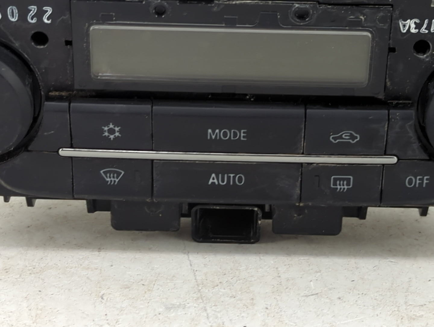 2023 Mitsubishi Mirage Climate Control Module Temperature AC/Heater Replacement P/N:7820B301XA E241293, N001E241293 Fits OEM