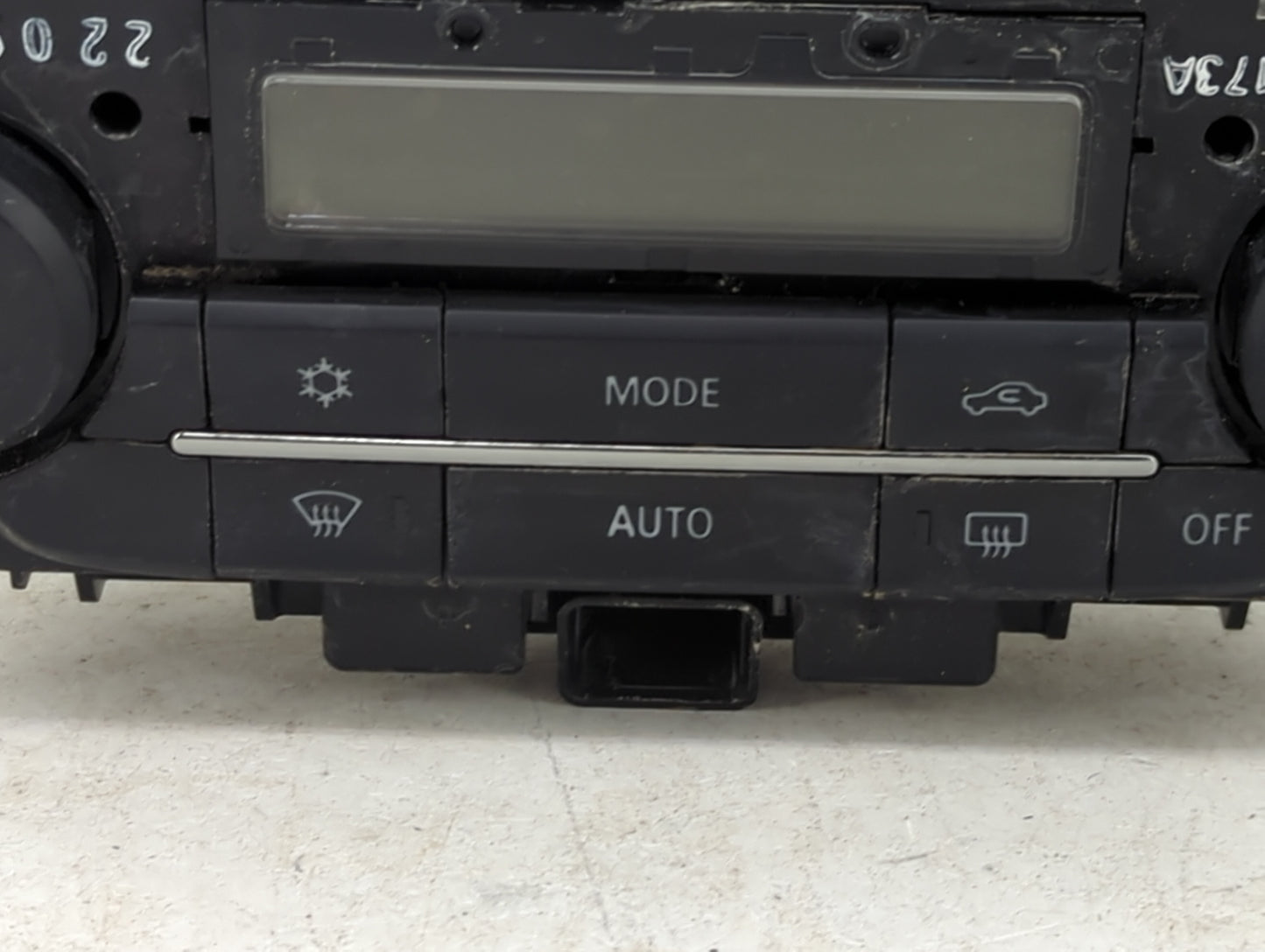 2023 Mitsubishi Mirage Climate Control Module Temperature AC/Heater Replacement P/N:7820B301XA E241293, N001E241293 Fits OEM