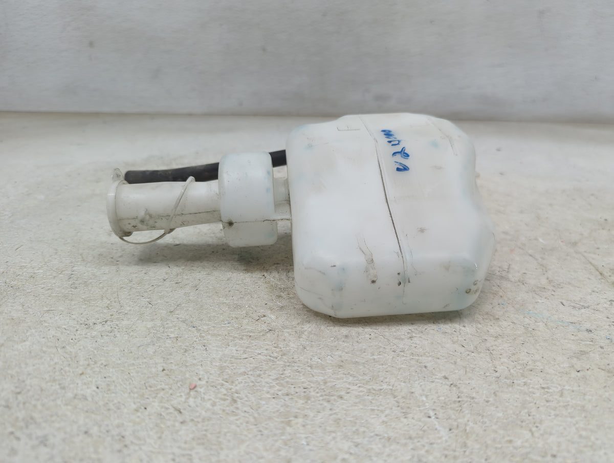 2014 Mitsubishi Mirage Radiator Coolant Overflow Expansion Tank Bottle 1465690 - Oemusedautoparts1.com