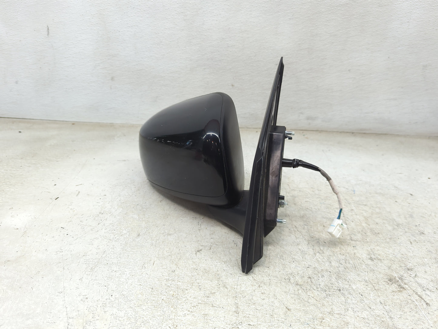 2014 Mitsubishi Mirage Passenger Side View Mirror - Right Door Mirror OEM Used - Oemusedautoparts1.com