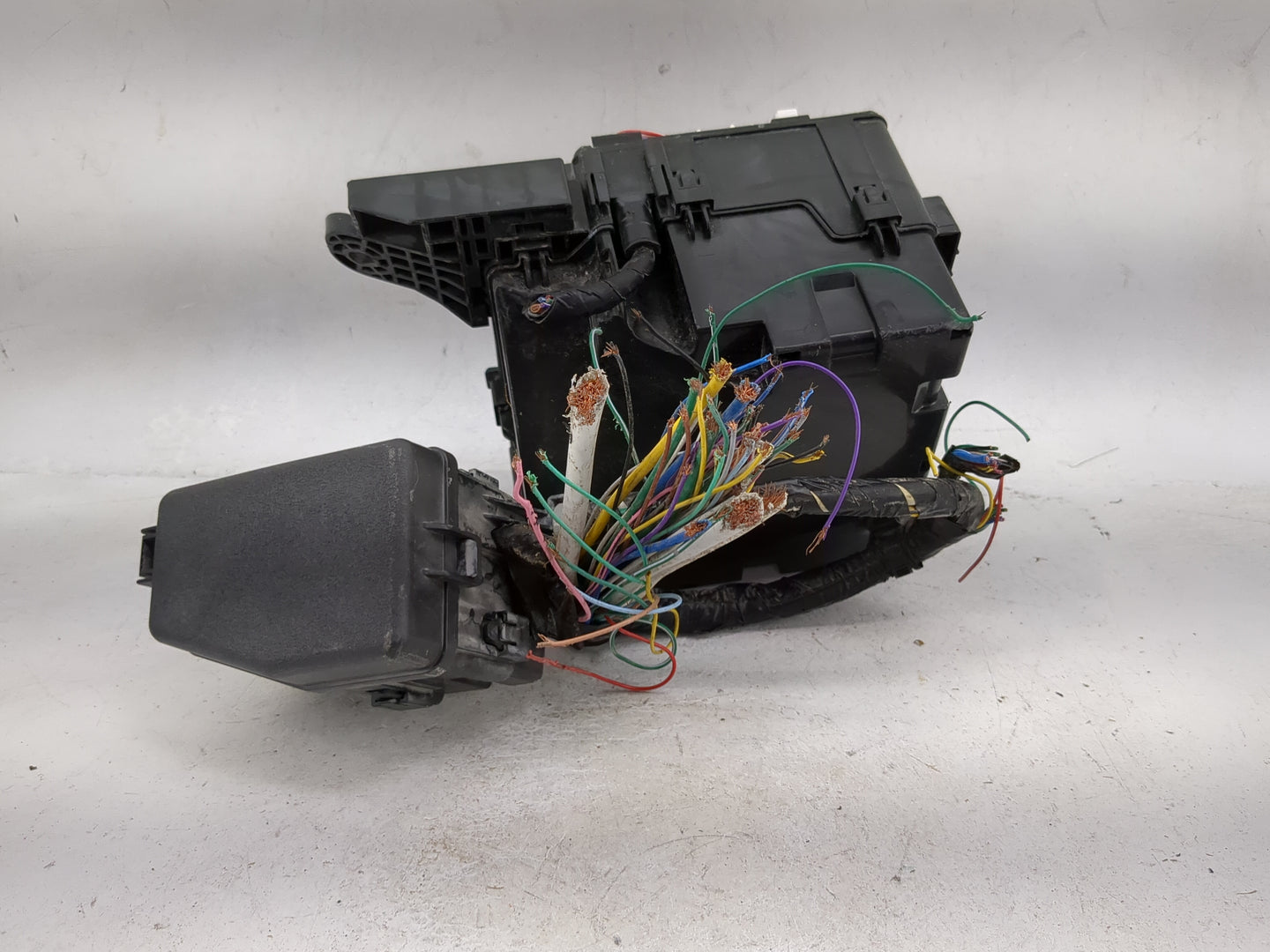2014 Mitsubishi Mirage Fusebox Fuse Box Panel Relay Module P/N:7517 PP-TD10, 8627A030, ACVN51212, 8627A029 Fits OEM Used Aut