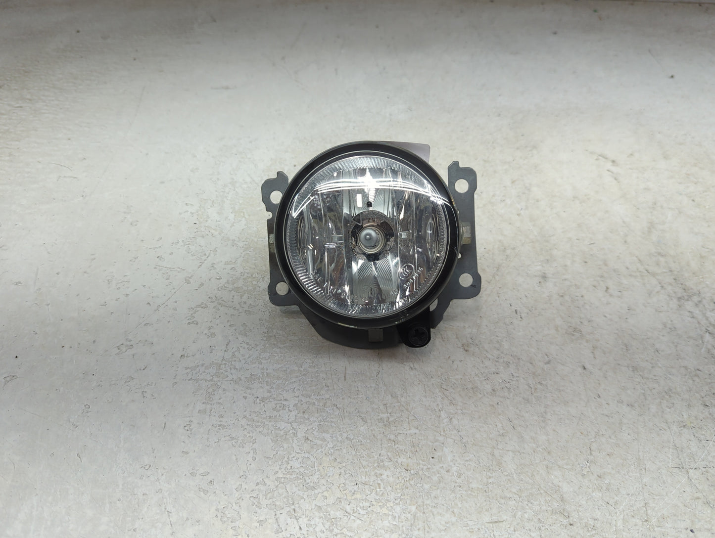 2017-2022 Mitsubishi Mirage Passenger Right Oem Front Light Lamp Black - Oemusedautoparts1.com