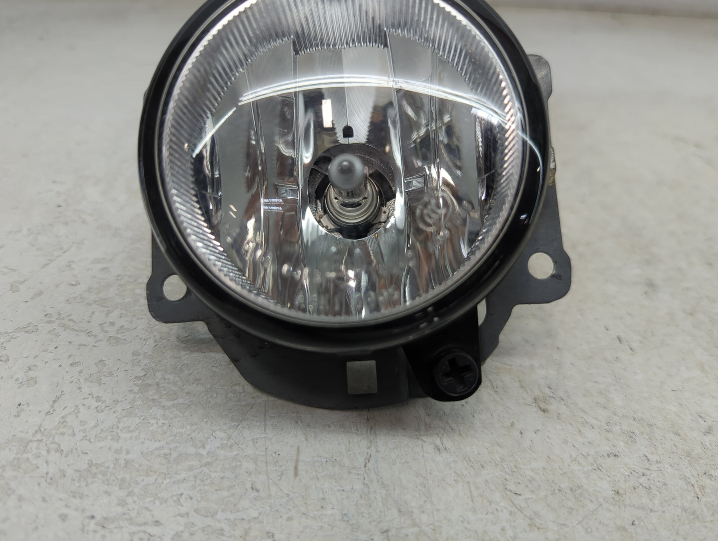 2017-2022 Mitsubishi Mirage Passenger Right Oem Front Light Lamp Black - Oemusedautoparts1.com