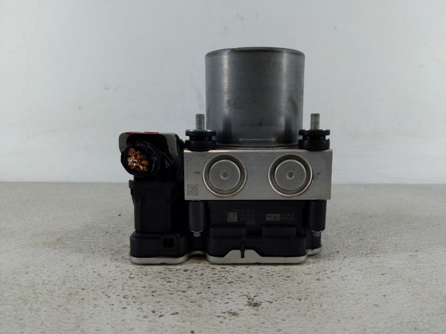 2023 Mitsubishi Outlander ABS Pump Control Module Replacement P/N:47660W006P Fits OEM Used Auto Parts - Oemusedautoparts1.co
