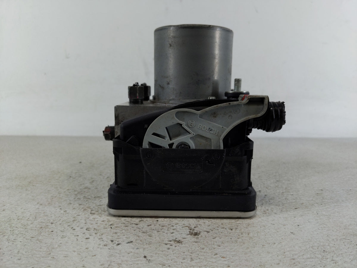 2023 Mitsubishi Outlander Anti-Lock Brake ABS Pump Module Actuator OEM P/N:47660W006P Fits OEM Used Auto Parts - Oemusedauto