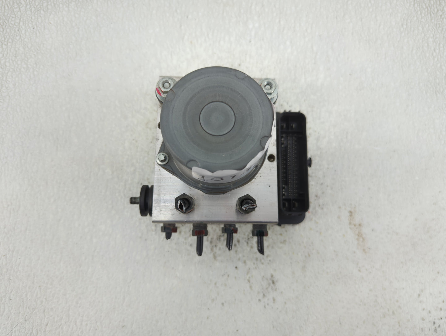 2023 Mitsubishi Outlander ABS Pump Control Module Replacement P/N:47660W002P Fits OEM Used Auto Parts - Oemusedautoparts1.co