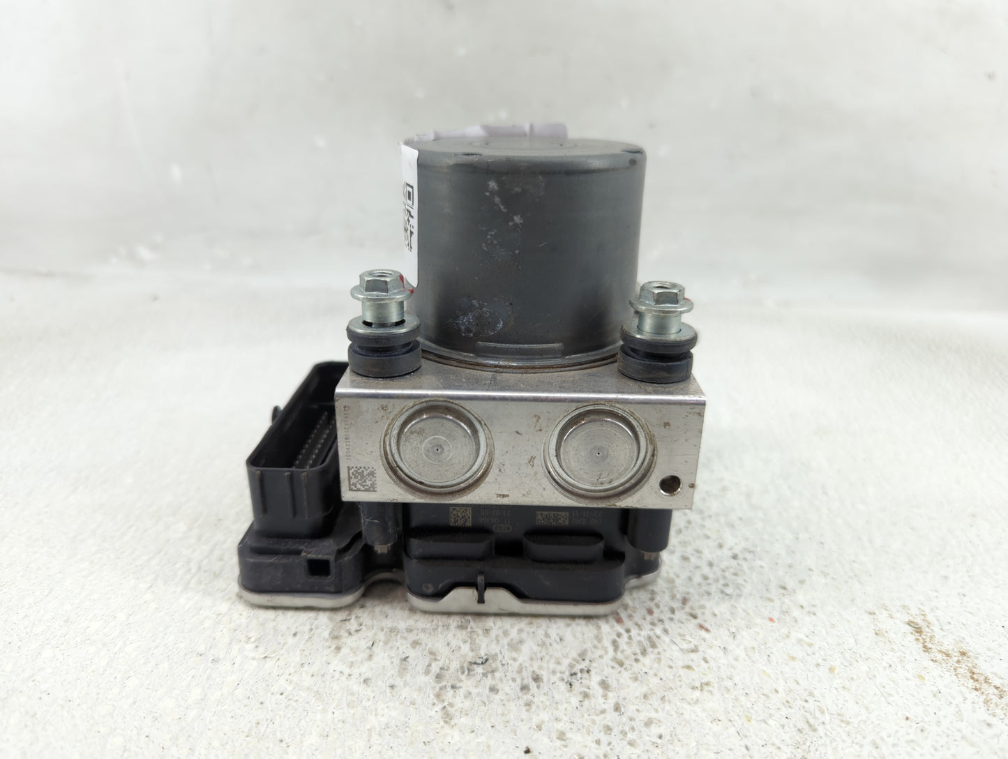 2023 Mitsubishi Outlander ABS Pump Control Module Replacement P/N:47660W002P Fits OEM Used Auto Parts - Oemusedautoparts1.co