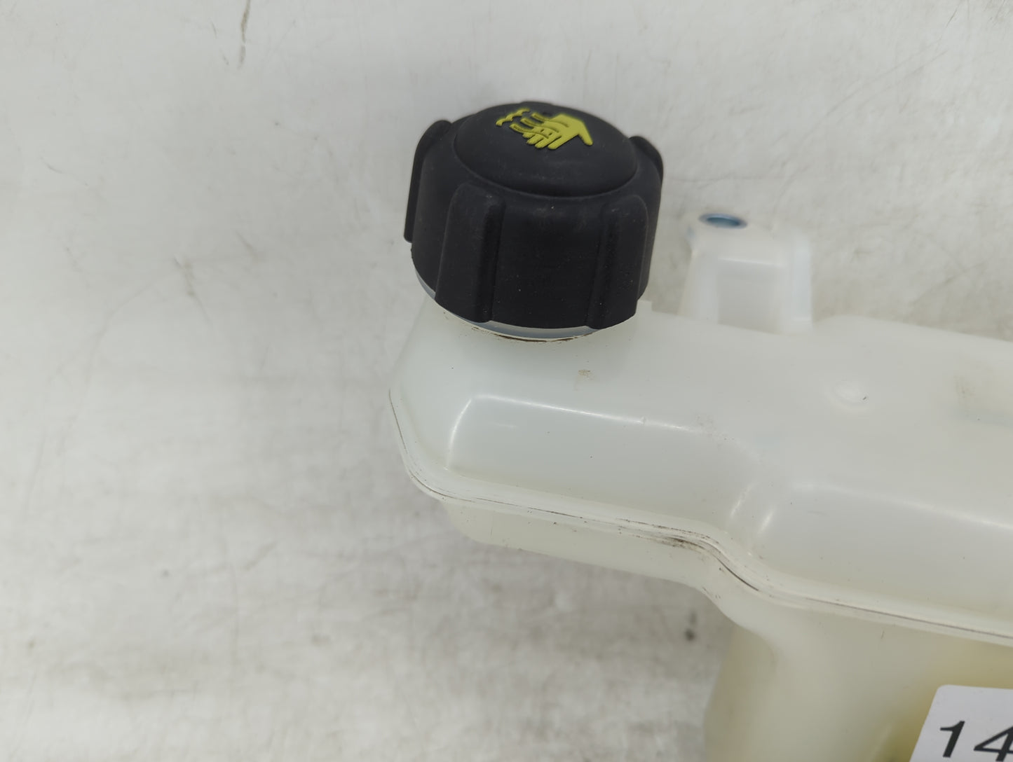 2023 Outlander Radiator Coolant Overflow Expansion Tank Bottle - Oemusedautoparts1.com