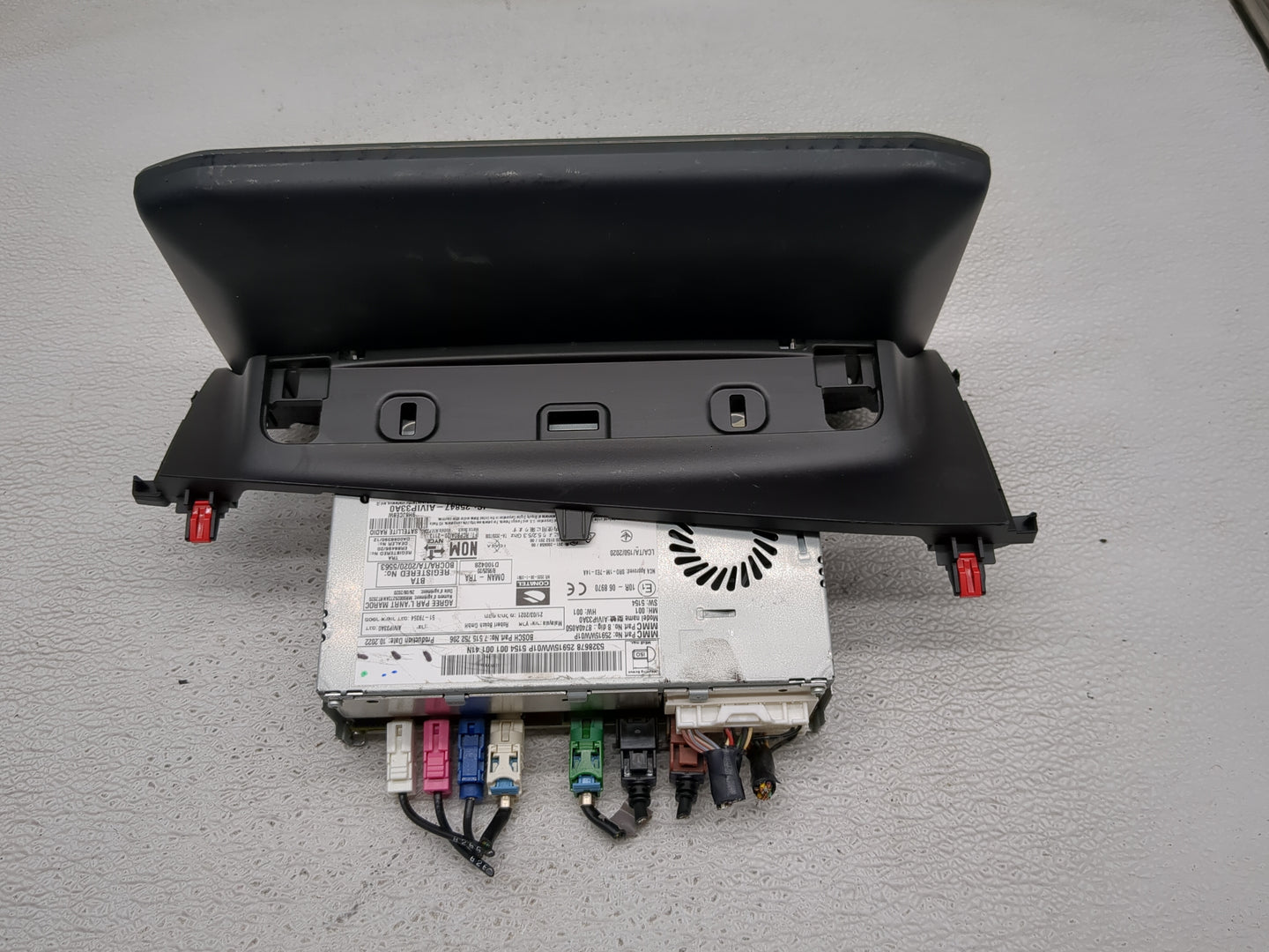 2023 Mitsubishi Outlander Radio AM FM Cd Player Receiver Replacement P/N:5290876 259159W01P, S15A-001-001-K4N, 8701A-W04240 
