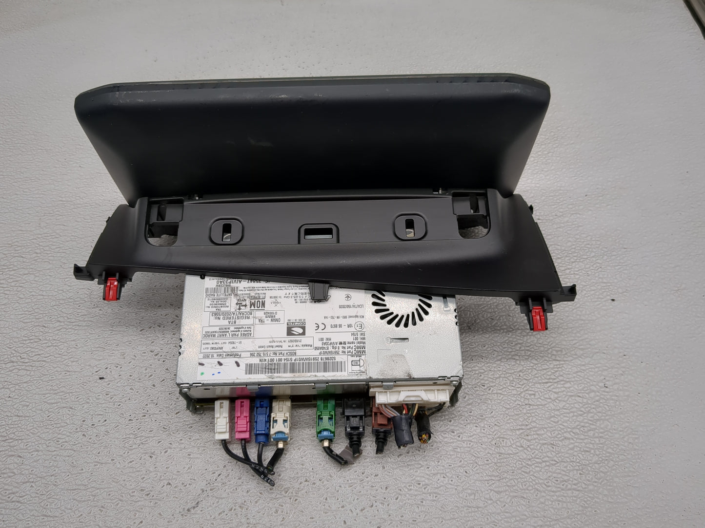 2023 Mitsubishi Outlander Radio AM FM Cd Player Receiver Replacement P/N:5290876 259159W01P, S15A-001-001-K4N, 8701A-W04240 