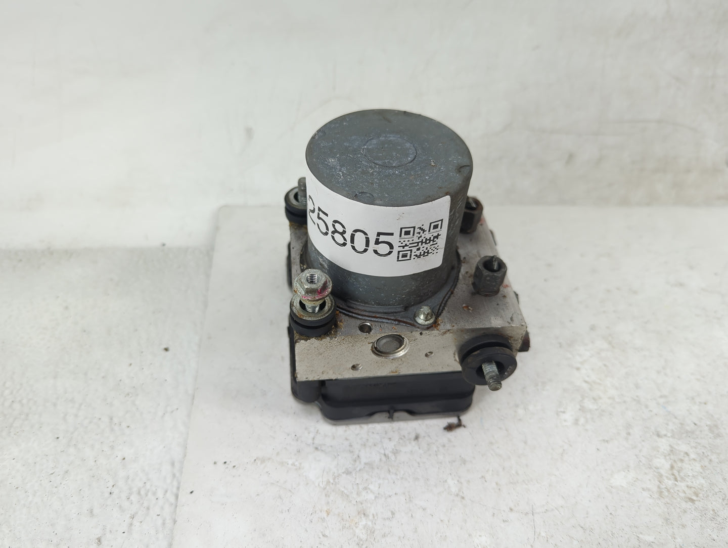 2023 Mitsubishi Outlander ABS Pump Control Module Replacement P/N:47660W006P Fits OEM Used Auto Parts - Oemusedautoparts1.co