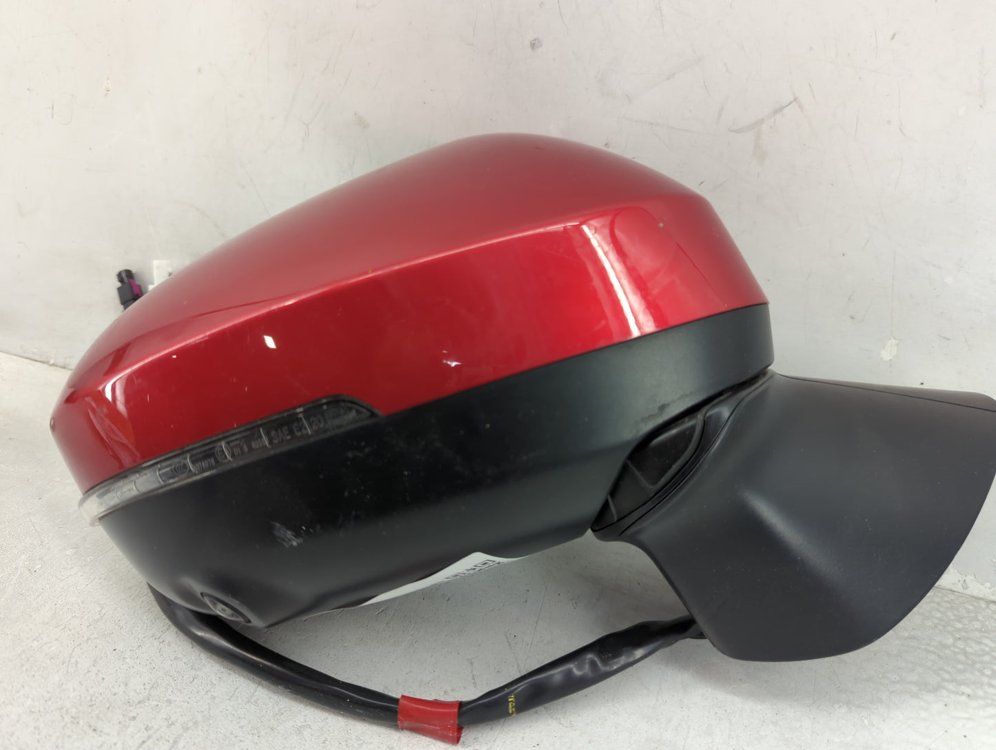 2023 Mitsubishi Outlander Passenger Side View Mirror - Right Door Mirror OEM Used - Oemusedautoparts1.com
