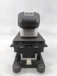 2023 Mitsubishi Outlander Floor Console Assembly Shifter - Oemusedautoparts1.com