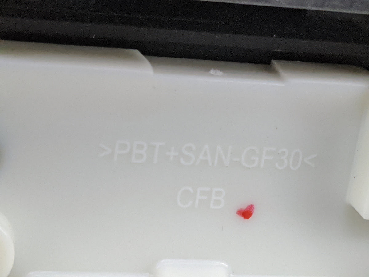 2023 Mitsubishi Outlander Floor Console Assembly Shifter - Oemusedautoparts1.com