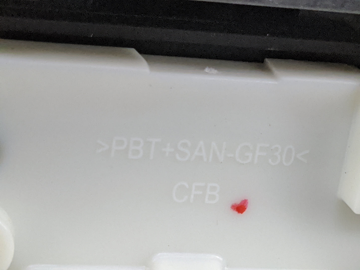 2023 Mitsubishi Outlander Floor Console Assembly Shifter - Oemusedautoparts1.com