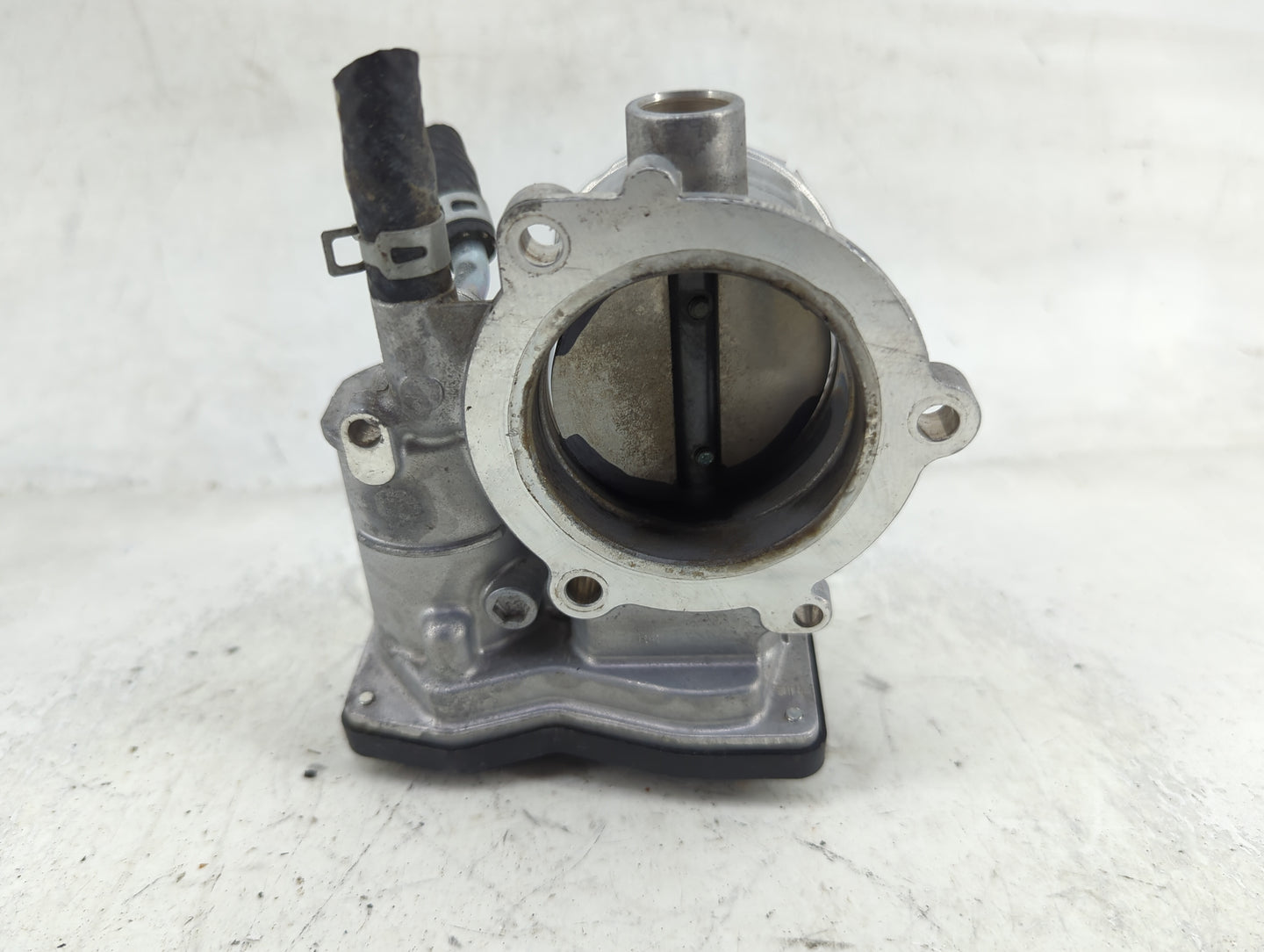 2023 Mitsubishi Outlander Throttle Body P/N:57023 3214-0149 Fits OEM Used Auto Parts - Oemusedautoparts1.com