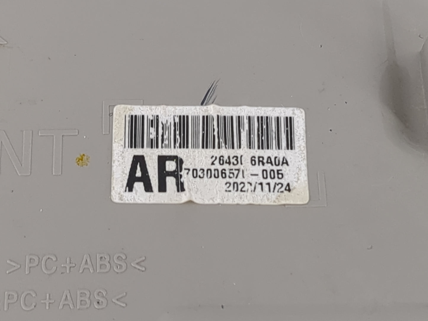 2023 Mitsubishi Outlander Overhead Roof Console Tan - Oemusedautoparts1.com