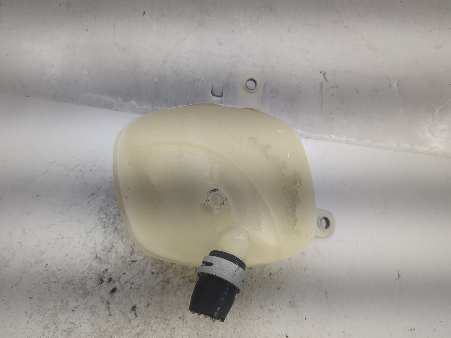 2023 Mitsubishi Outlander Windshield Washer Fluid Reservoir Bottle Oem - Oemusedautoparts1.com